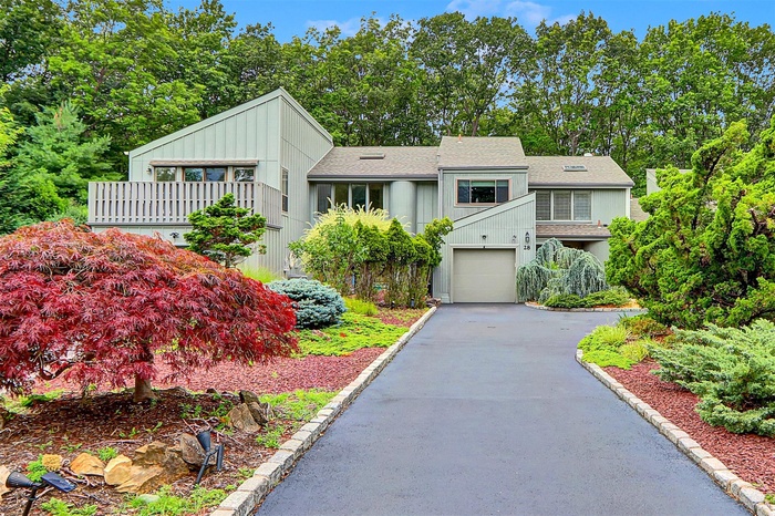 Welcome to 28 Timberline Circle!