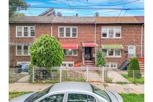 Welcome to 114 58 145th Street, a beautifully renovated single family home located in the heart of Jamaica, Queens.