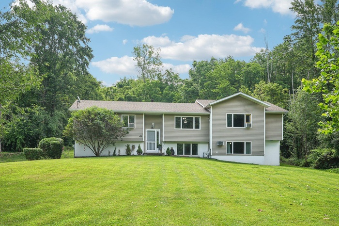 Front of home - Privacy awaits