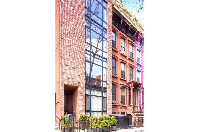 Townhouse Facade