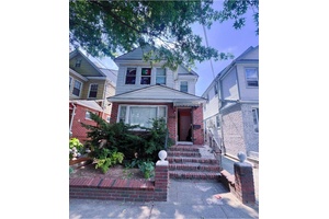 New listing coming soon in prime Woodhaven location.