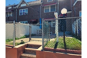 Beautifully maintained home in a sought after Bronx neighborhood !