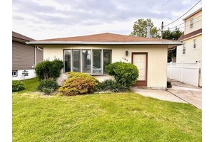 Great Opportunity To Make This Adorable 3 Bedroom 2 Bathroom Home in the Lovely Barnum Isle Section of Island Park Yours Before It's Gone.