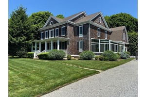 Welcome to this beautifully appointed 5 bedroom, 4 full bath Traditional home offering over 3000sqft of luxurious living space as seen on HGTV House Hunters episode Making a home in ...
