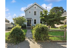 Creative Living at the Foot of Mount Beacon.