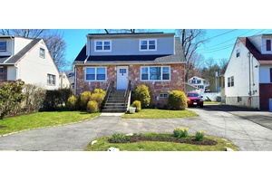 Make 112 Cabot Ave, Elmsford your Next Home Sweet Home !