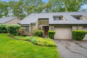 Fully Available ! Sought after Canaan Model on the West Hill on a cul de sac in Heritage Hills.