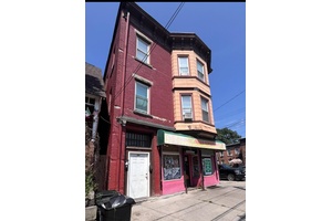 Prime Mixed Use Investment Opportunity 5, 786 SF Corner Building in High Growth Area Offered for the first time in over two decades, this well maintained 5, 786 square foot ...