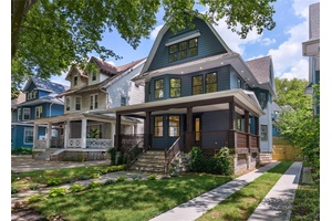 Wow a Masterpiece a Diamond in Ditmas Park Luxury living to its best close to Manhattan.