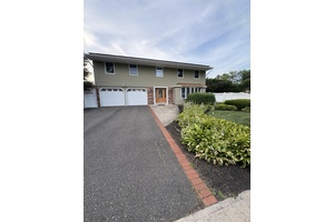 Spacious Brookfield Colonial Located In Cul De Sac ; Granite Kitchen, Skylights, Andersen Windows, 42 Fully Owned Rooftop Solar Panels.
