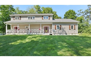 This will be like purchasing a brand new home ; built in 2020 this home has all the amenities a discriminating buyer is looking for from the large airy entry ...