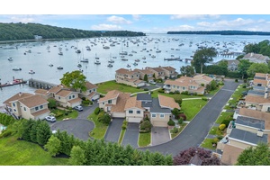 Welcome to Harbour Villas, 12 Fairwind Court Northport NY.