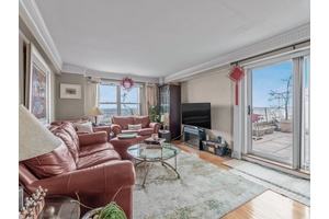 Seller's credit for full asking price buyer.