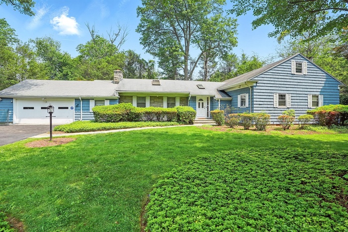 Easy living in this ranch style home.