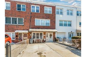 Welcome to 236 Huntington Ave A Spacious Family Home in the Heart of Throggs Neck Bring your extended family to this charming, three level brick home located in the highly ...