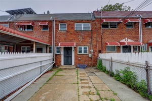 Townhouse Style Home. This Home Features 3 Bedrooms, 1.