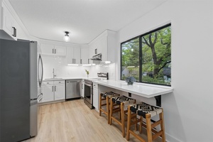 Enjoy the Country Club Lifestyle of Heritage Hills.