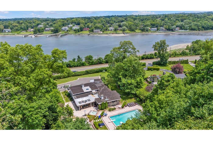 KINGS POINT CONTEMP RANCH HOME Drone