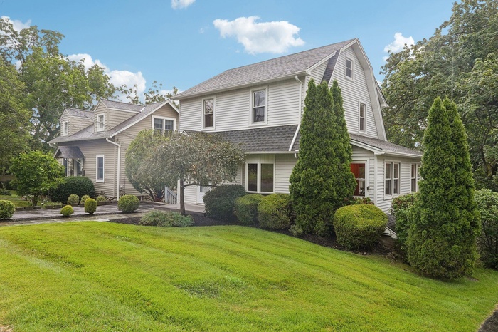 1930 colonial on lovely street