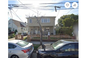 Spacious 2 family House in Prime Location of Jamaica.