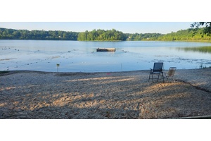 Your Retreat Awaits in the Exclusive Round Lake Community !