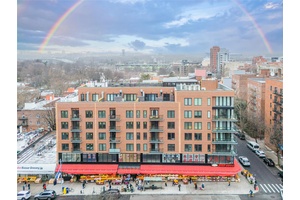 Experience a delightful condo apartment that perfectly combines modern comfort with urban convenience.