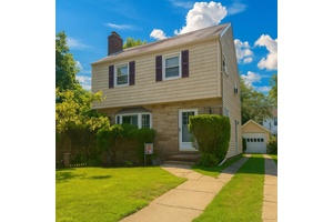 Welcome To 11 Atlas Avenue A Beautifully Maintained 3 Bedroom, 1.