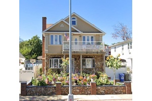 House For Sale.