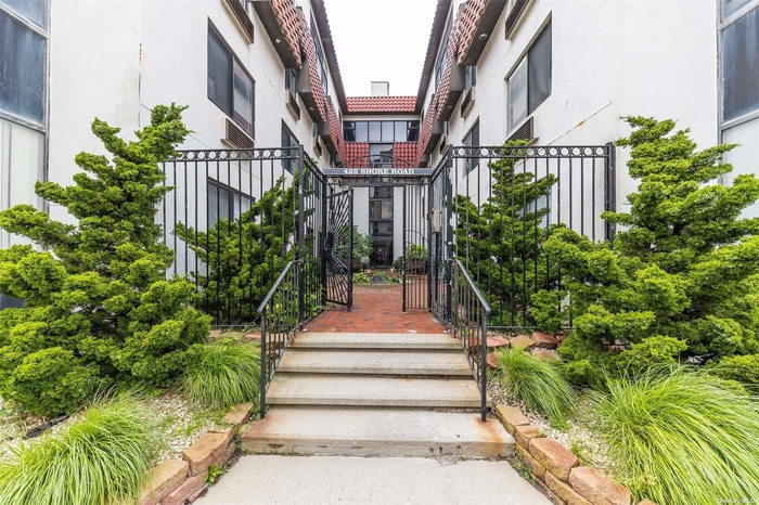 Gated, Private Community on Shore Road