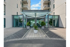 Monarch at Ridge Hill is a Luxury Lifestyle community with state of the art kitchen, sustainable bamboo flooring.