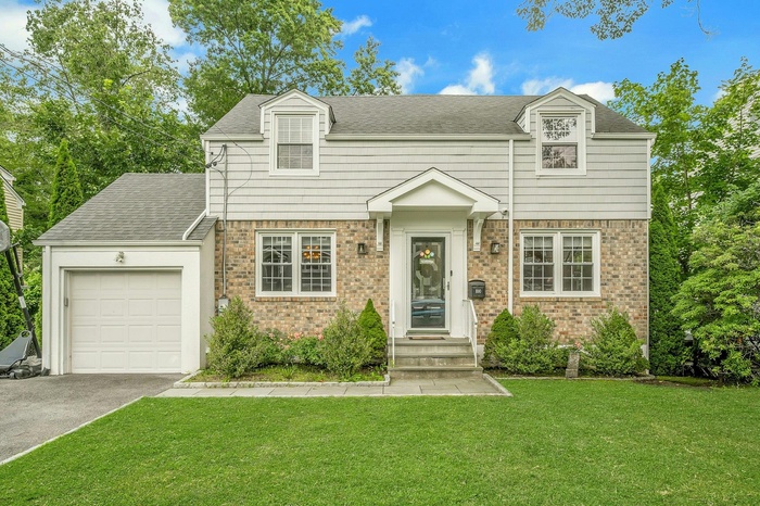Welcome to 100 Clarence RdA MUST SEE TO BELIEVE HOUSE
