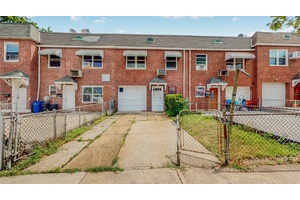Excellent Investment Opportunity in East Elmhurst !