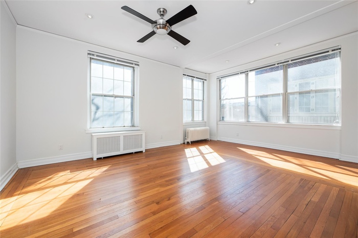 Living Room facing East and South