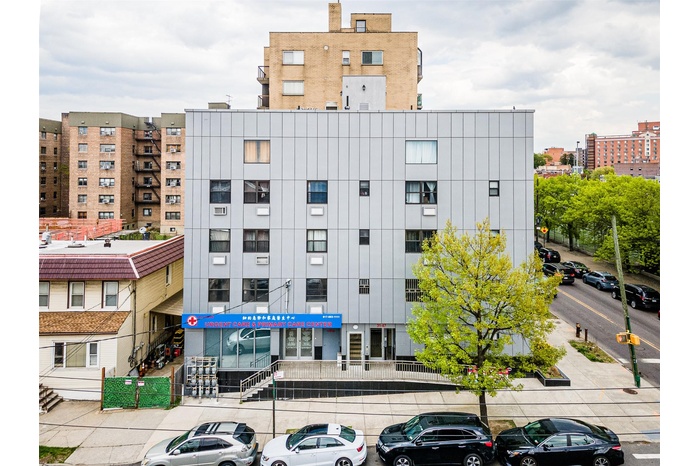 View of property with a view of city