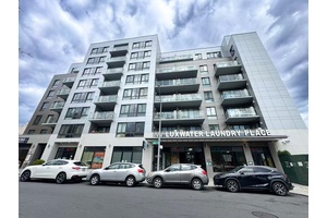 Located in the heart of Elmhurst, this spacious 1 bedroom, 1 bathroom condo features 650 square feet of living space with an elevator and a private balcony.