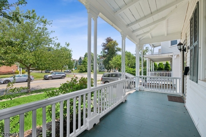 Lemonade front porch