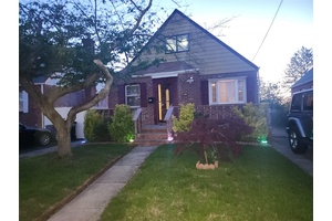 Single family located near Cambria Heights in very quiet neighborhood.