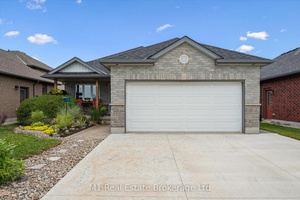 Welcome to 79 Spencer Drive in Elora, a well maintained Wrighthaven built 3 1 bedroom, 2 bathroom bungalow in one of the villages most sought after neighbourhoods.