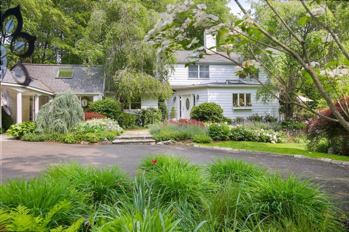 Lush wonderland in Pound Ridge