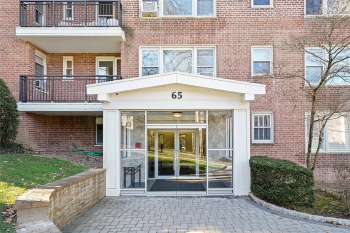 Welcome to the Carlton Towers located in Lawrence Park West neighborhood of Bronxville P.O. Yonkers~