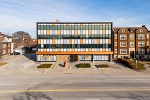 Prime investment opportunity in the heart of Windsor !
