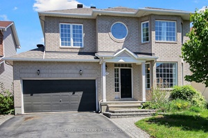 IMMACULATE Hunt Club Beauty 4 Beds Above Ground 4 Baths Finished Basement with 2 Legal Bedrooms amp ; Kitchen Premium Corner LotWelcome to this stunning Hunt Club home offering brick ...