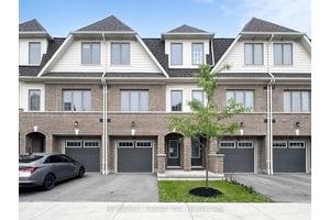 Elegant 4 year new, 3 storey condo townhouse located in the vibrant and growing Windfields Community of North Oshawa.