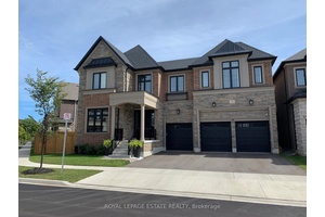 Welcome to the jewel of Glen Abbey Encore.
