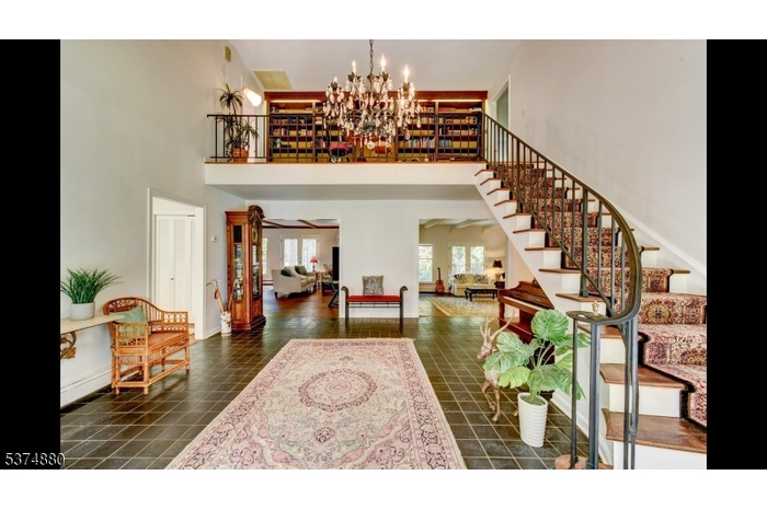Inviting Entry