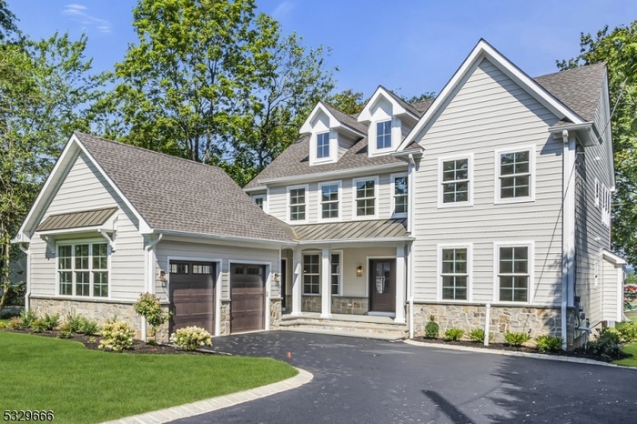 2 Car Garage Courtyard Style