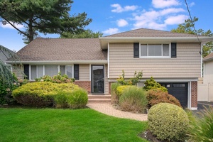 Fabulous Split Level Home in Desirable Ocean Lea Welcome to this beautifully maintained and updated split level home located in the sought after Ocean Lea neighborhood.