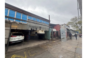 Don't miss this opportunity to own a thriving auto repair shop in a busy commercial corridor just steps away from the Brooklyn Queens Expressway BQE.