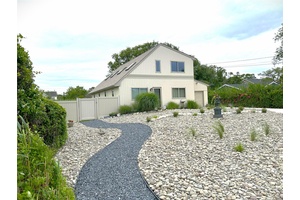 Diamond Contemporary two houses up from the Great South Bay.