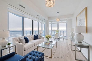 Welcome To Luxurious Living at 36 Zorra Street !